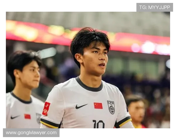 半场战报上海海港与首尔FC互交白卷蒯纪闻助攻失良机吕文君领黄牌 半场战报上海海港与首尔FC互交白卷蒯纪闻助攻失良机吕文君领黄牌