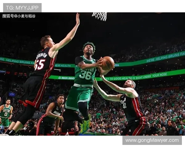 斯玛特称热火队实力强劲我们将全力以赴拼搏争胜才是最重要的目标 斯玛特称热火队实力强劲我们将全力以赴拼搏争胜才是最重要的目标